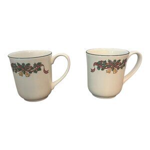 Johnson Brothers Victorian Christmas Mugs Set Of 2 Red Ribbon & Berries Garland